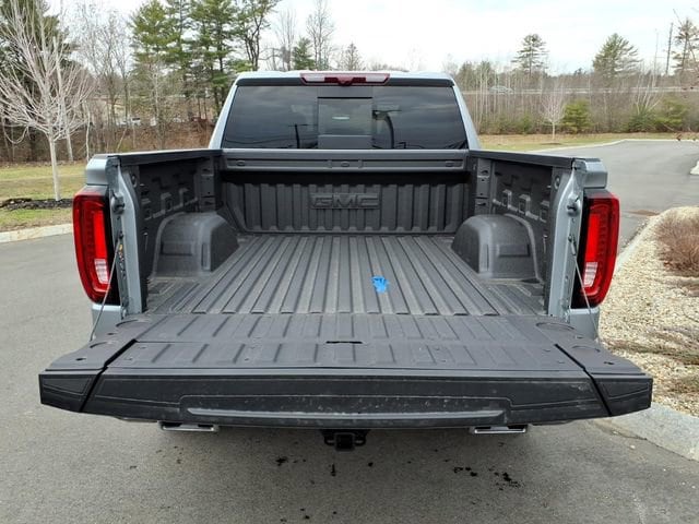 2026 GMC Sierra 1500 AT4 - Photo 7