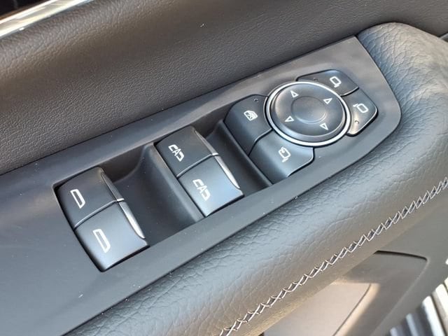 2026 GMC Yukon XL Denali - Photo 20