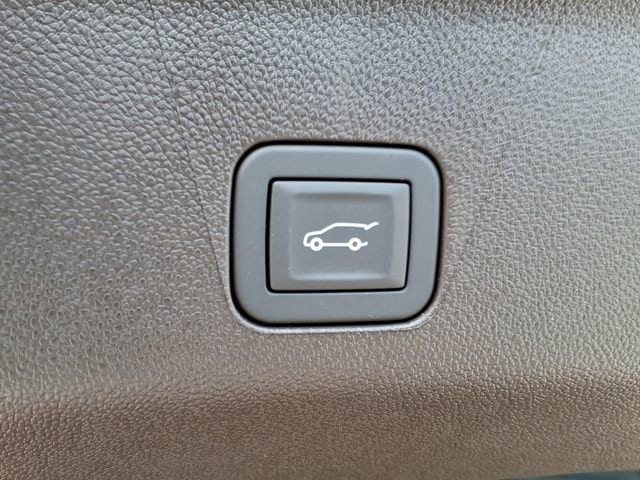 2026 GMC Yukon XL Elevation - Photo 14