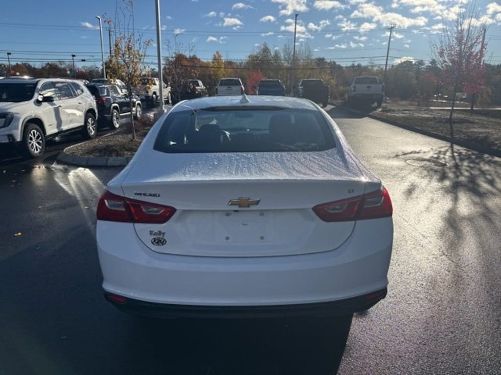 Used 2018 Chevrolet Malibu LT Car
