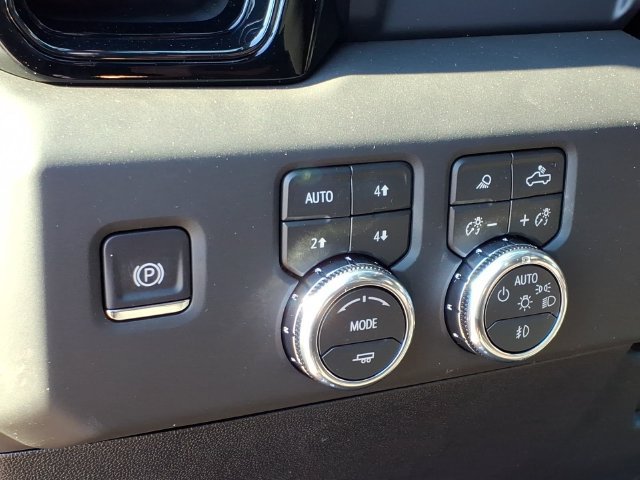 2026 GMC Sierra 2500HD AT4 - Photo 22