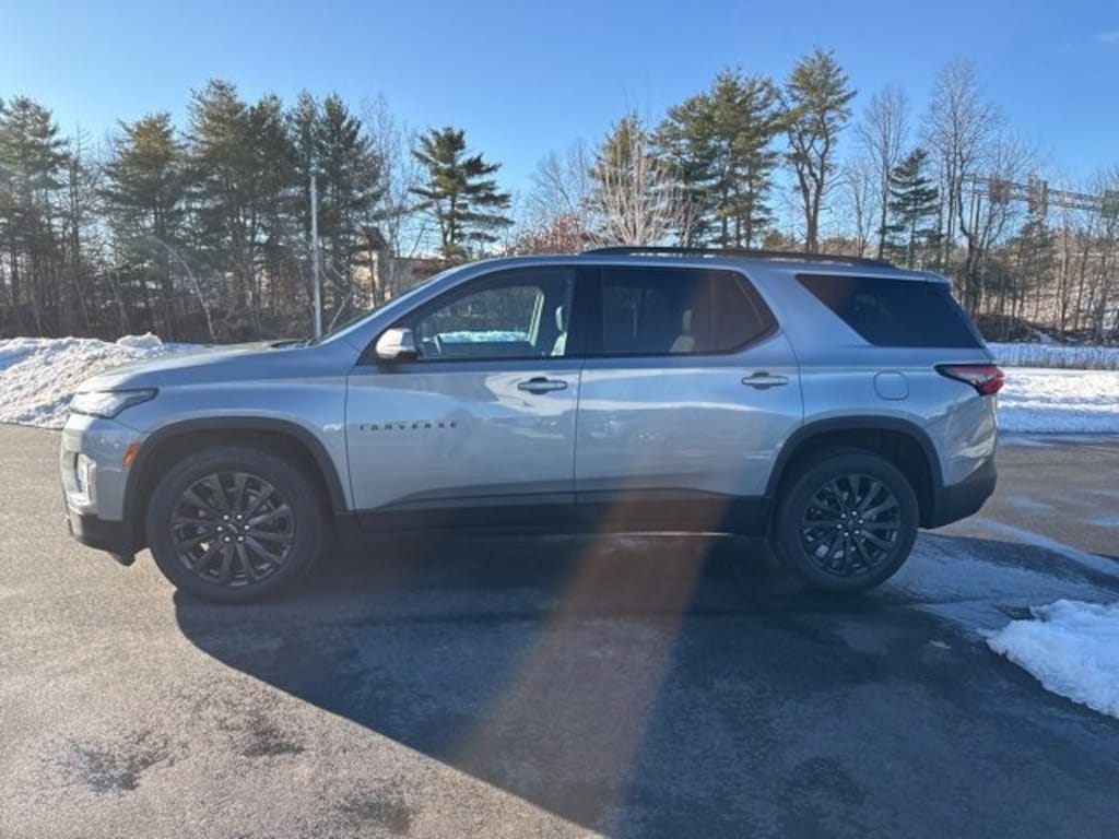 Used 2023 Chevrolet Traverse RS SUV