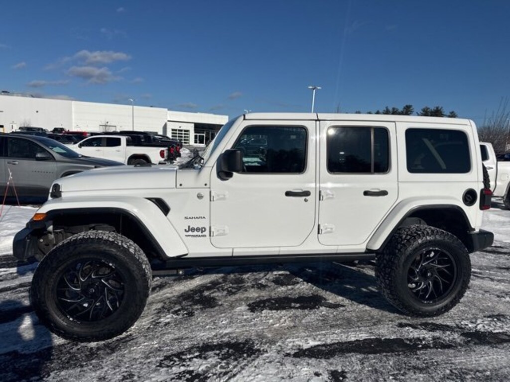 Used 2018 Jeep Wrangler Unlimited Sahara
