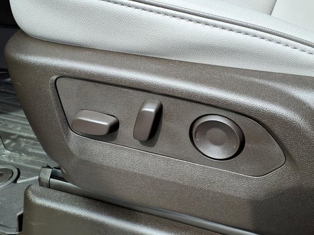 2026 GMC Yukon XL Elevation - Photo 9