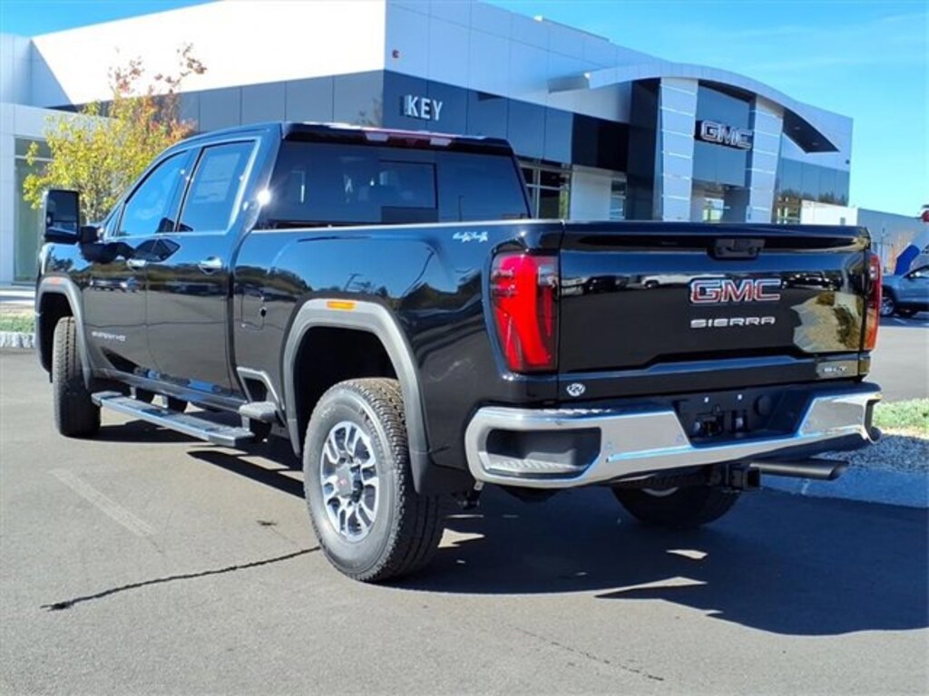 New 2026 GMC Sierra 2500 HD SLT Truck
