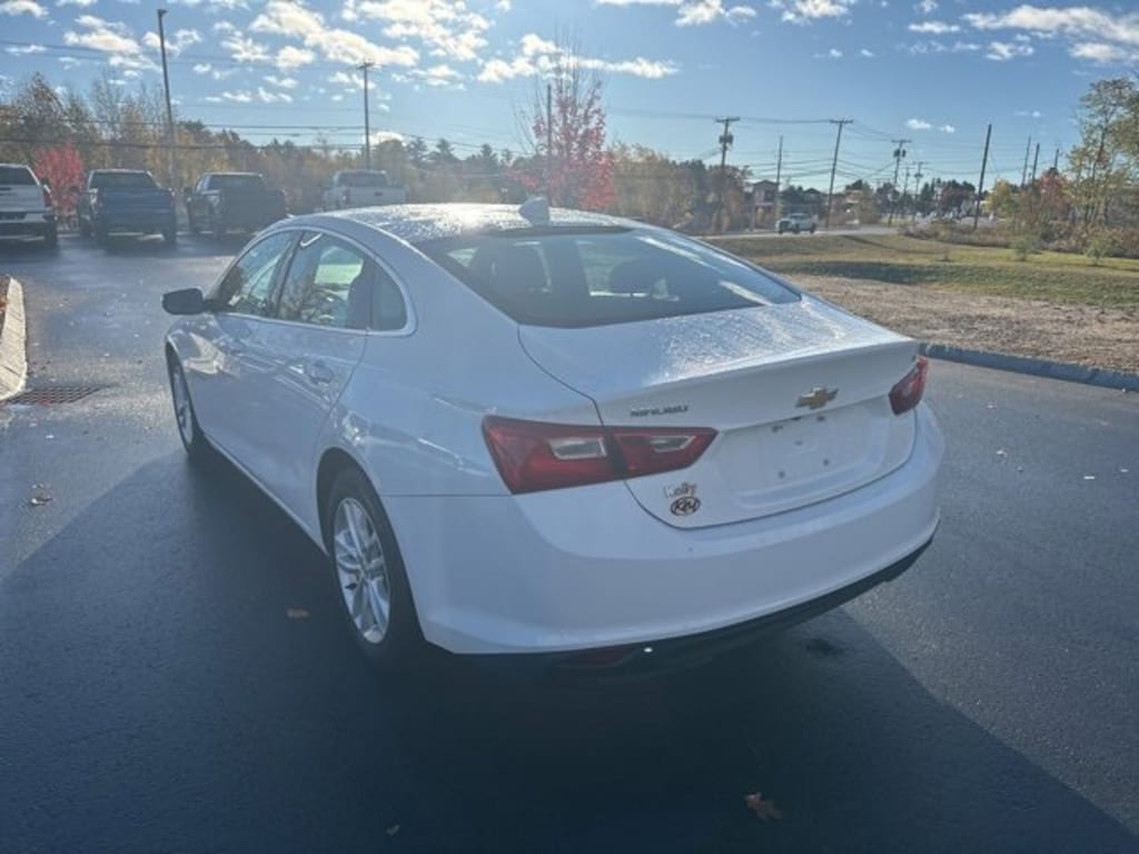 Used 2018 Chevrolet Malibu LT Car