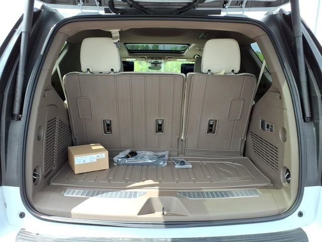 2026 GMC Yukon Denali - Photo 15