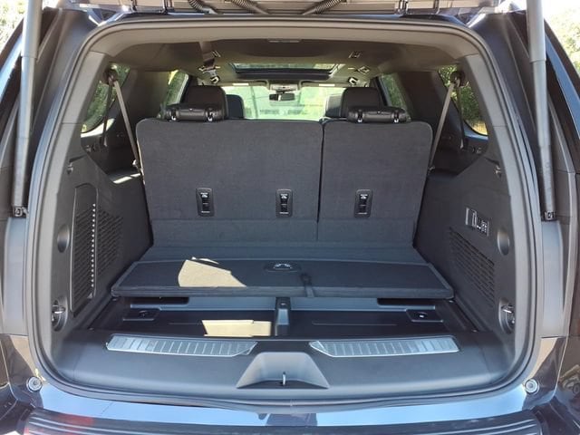 2026 GMC Yukon XL Denali - Photo 14