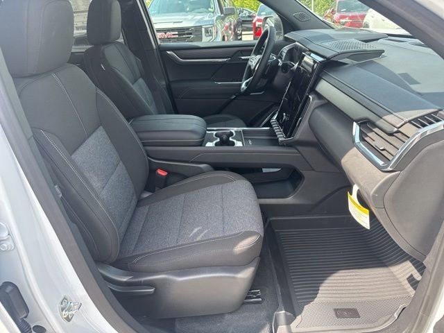 2026 GMC Acadia Elevation - Photo 28