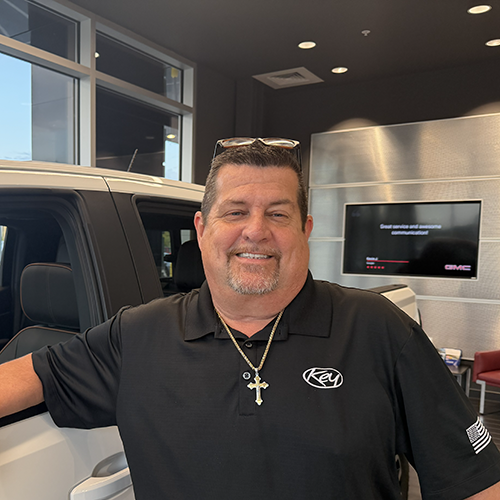 Staff member Tom Melewski from ID_5e1500f19066