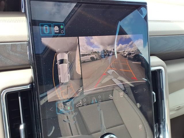 2026 GMC Yukon Denali - Photo 25