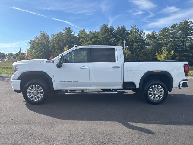 2022 Gmc Sierra 2500 HD Denali photo 2