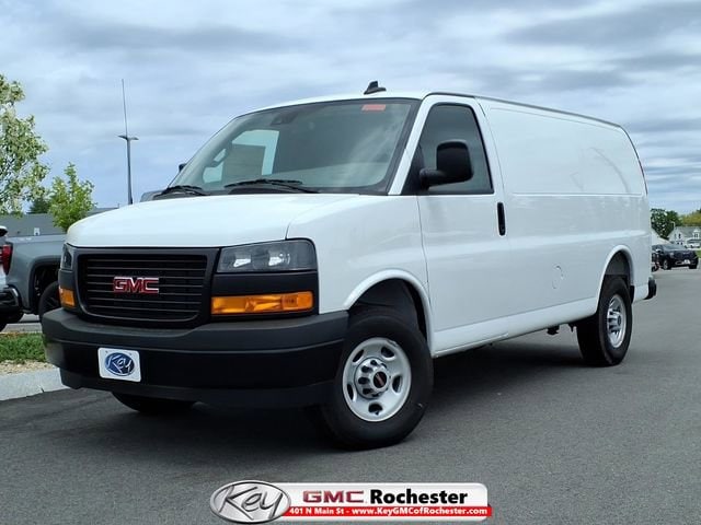 2025 GMC Savana 2500's photo