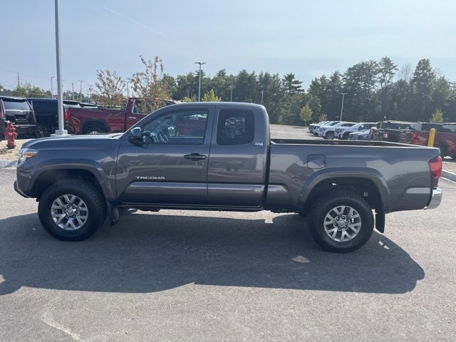 Used 2019 Toyota Tacoma SR5 with VIN 5TFSX5EN1KX070364 for sale in Rochester, NH