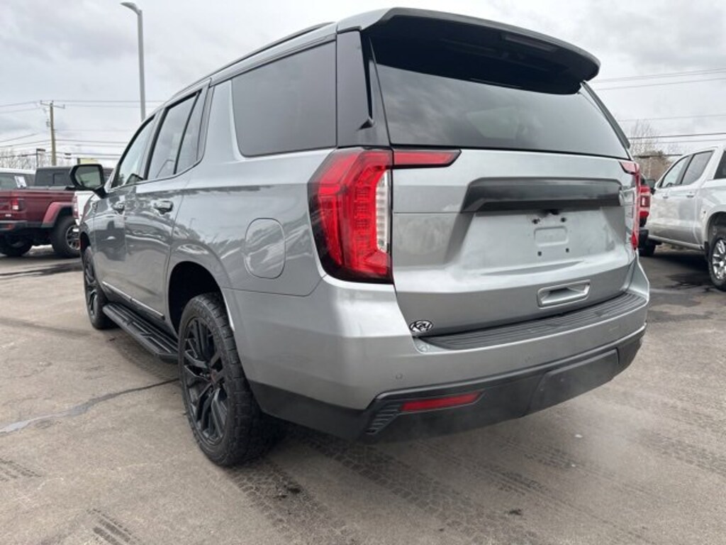 Used 2023 GMC Yukon SLT SUV