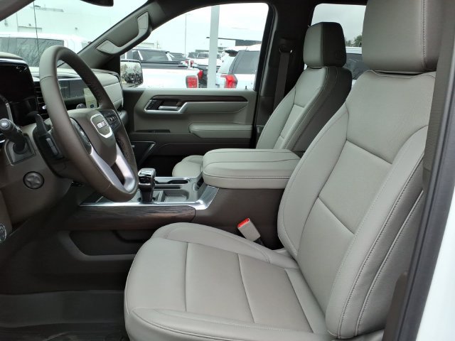 2026 GMC Sierra 1500 SLT - Photo 16