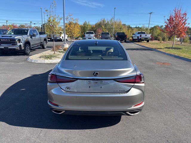 2019 Lexus ES 350 Ultra Luxury photo 4