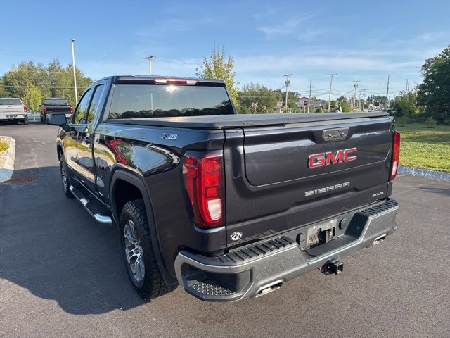 2022 Gmc Sierra 1500 SLE photo 3