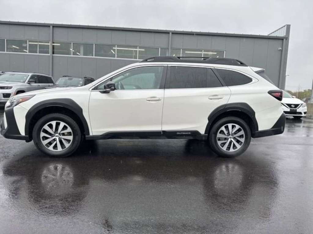 Used 2024 Subaru Outback Premium