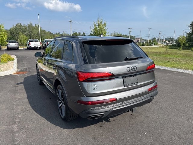 2025 Audi Q7 Premium Plus photo 3