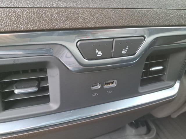 2026 GMC Sierra 1500 SLT - Photo 20