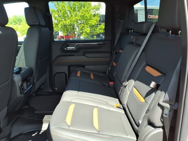2026 GMC Sierra 2500HD AT4 - Photo 15