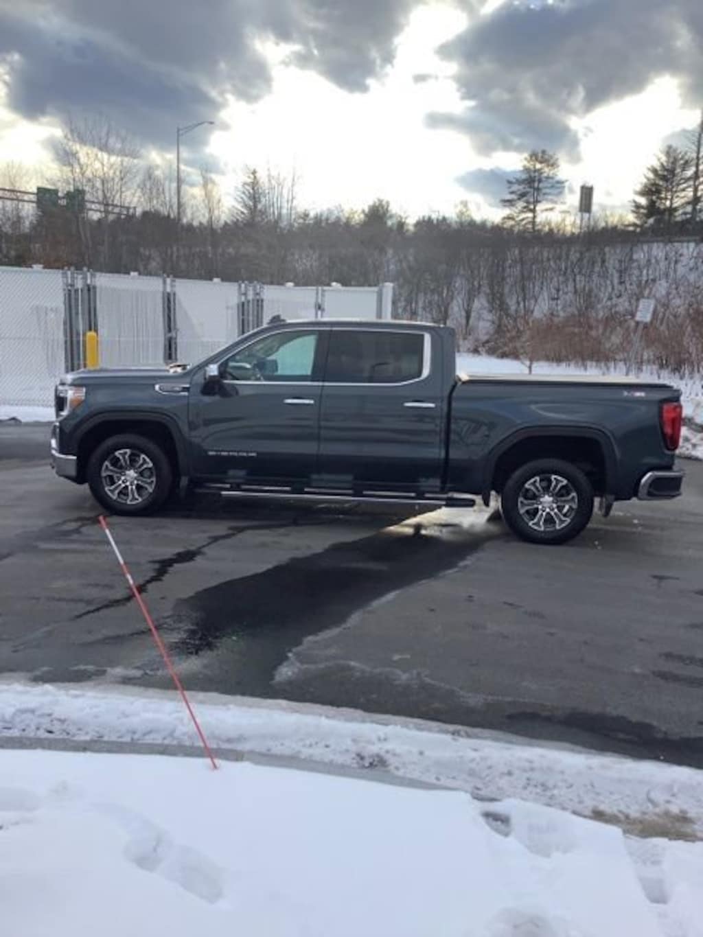 Used 2021 GMC Sierra 1500 SLT Truck