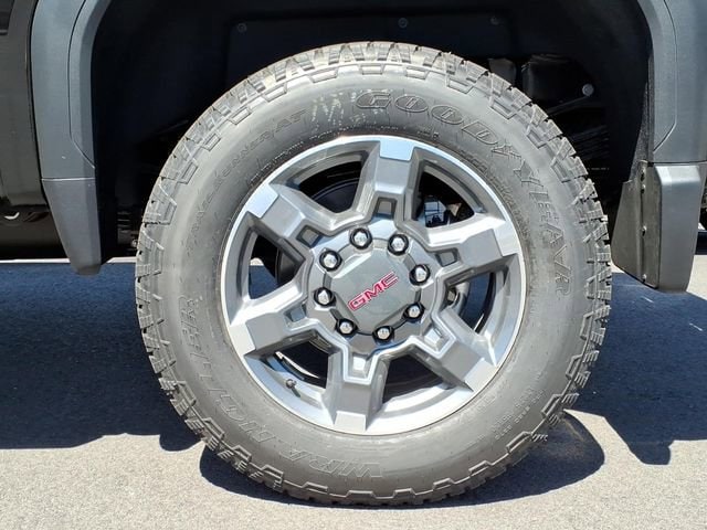 2026 GMC Sierra 2500HD SLT - Photo 10