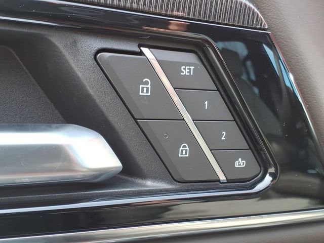 2026 GMC Yukon XL Elevation - Photo 10