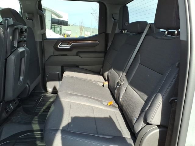 2026 GMC Sierra 1500 SLE - Photo 14