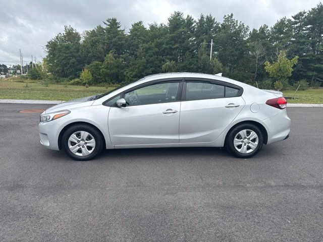 2018 Kia Forte LX Base photo 2