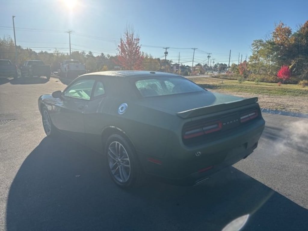 Used 2019 Dodge Challenger SXT