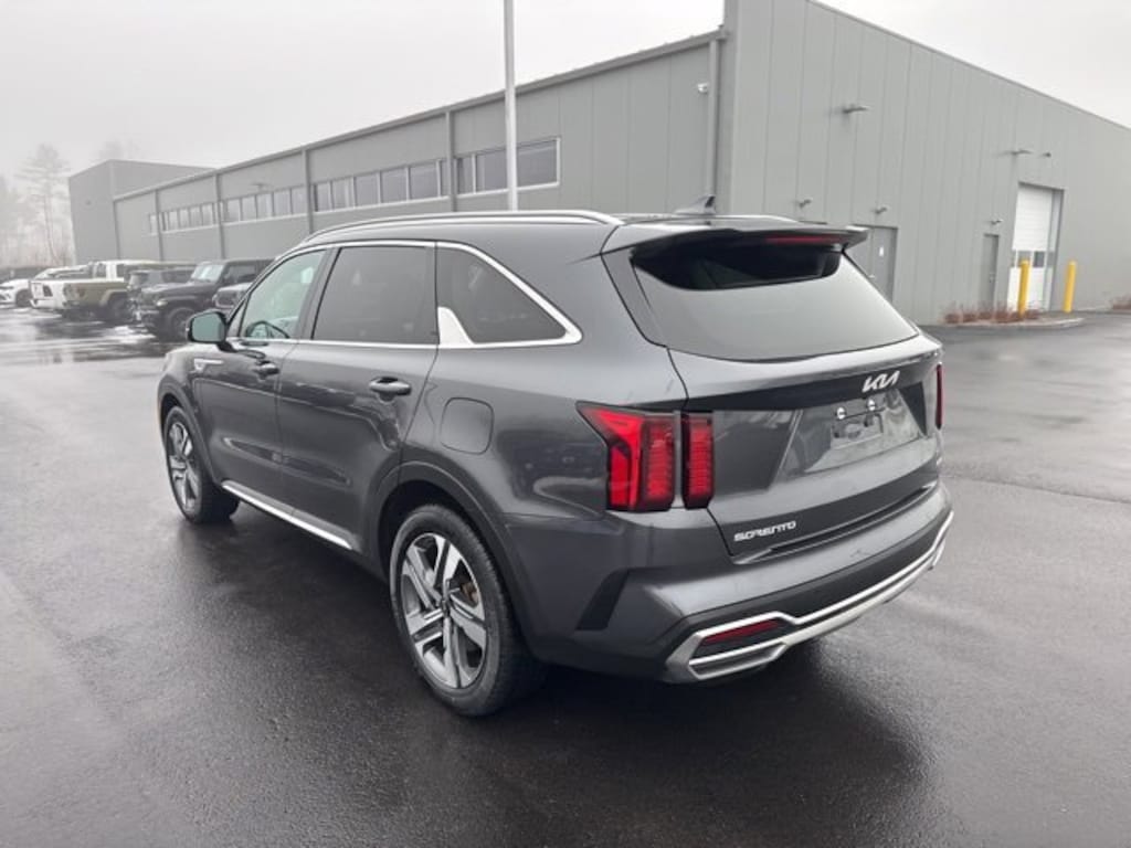 Used 2023 Kia Sorento Hybrid EX