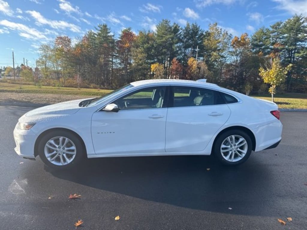 Used 2018 Chevrolet Malibu LT Car