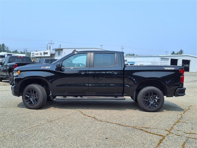 2023 Chevrolet Silverado 1500 LT Trail Boss photo 2