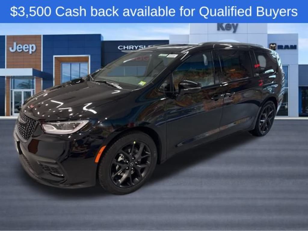 New 2026 Chrysler Pacifica Limited Passenger Van