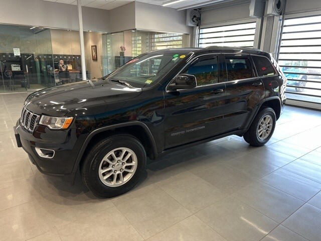 2020 Jeep Grand Cherokee Laredo E photo 2