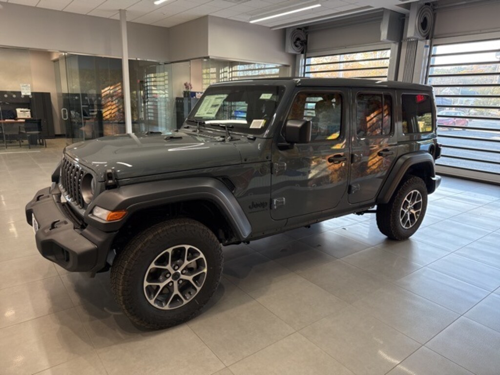 New 2026 Jeep Wrangler Sahara Sport Utility