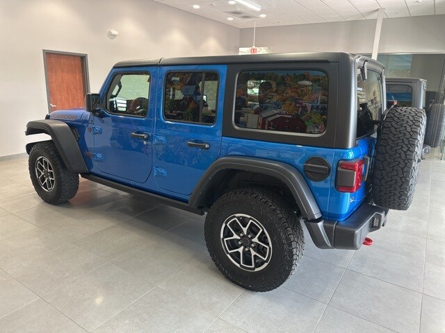 2024 Jeep Wrangler Rubicon photo 4