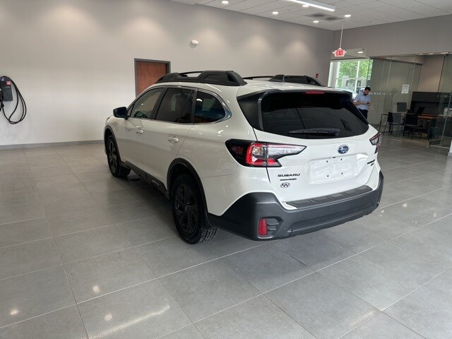 2022 Subaru Outback Onyx Edition XT photo 3