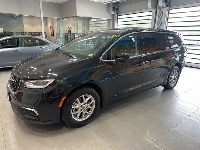 Used 2023 Chrysler Pacifica Touring L with VIN 2C4RC1BG2PR553344 for sale in Rochester, NH