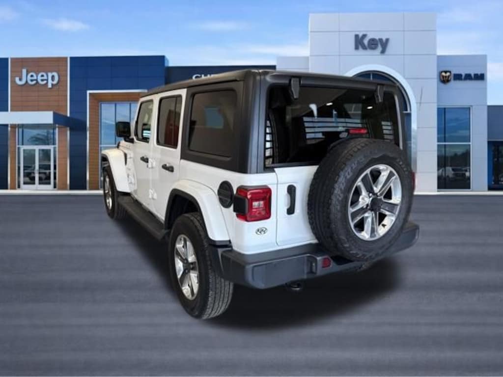 Used 2021 Jeep Wrangler Unlimited Sahara SUV