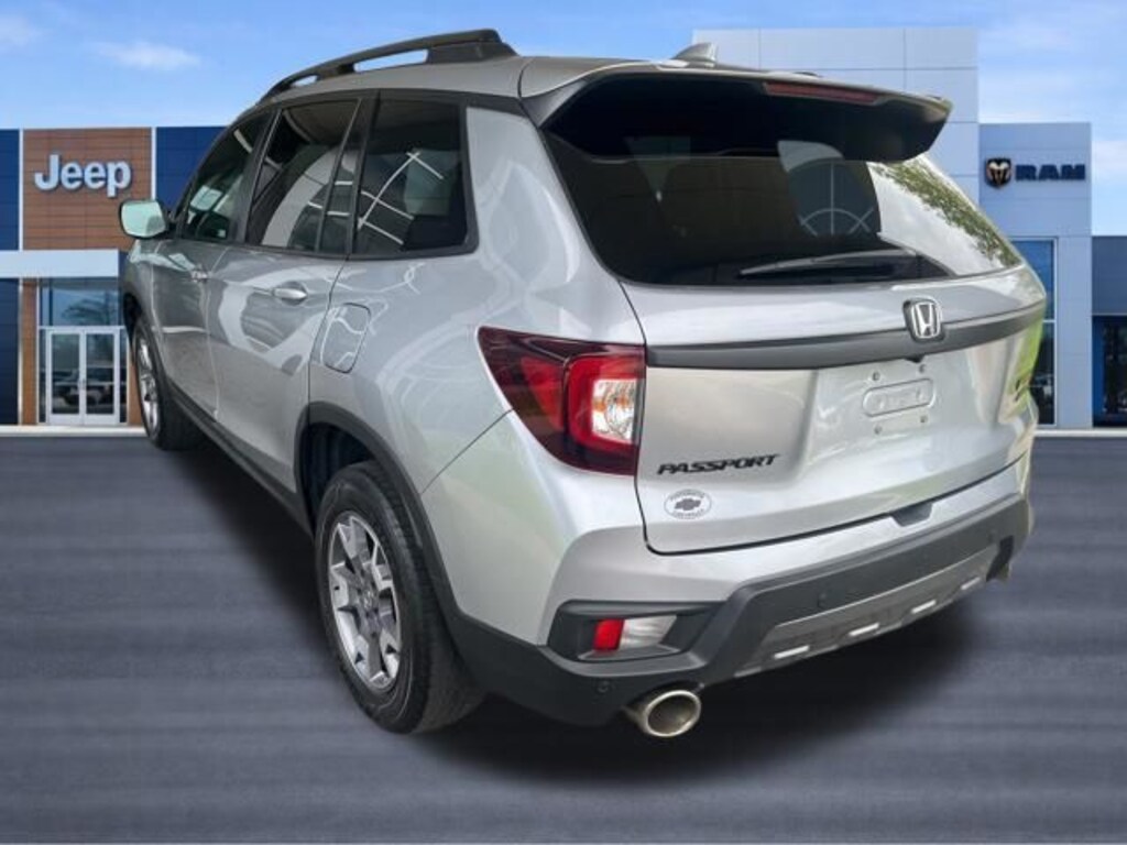 Used 2023 Honda Passport TrailSport SUV
