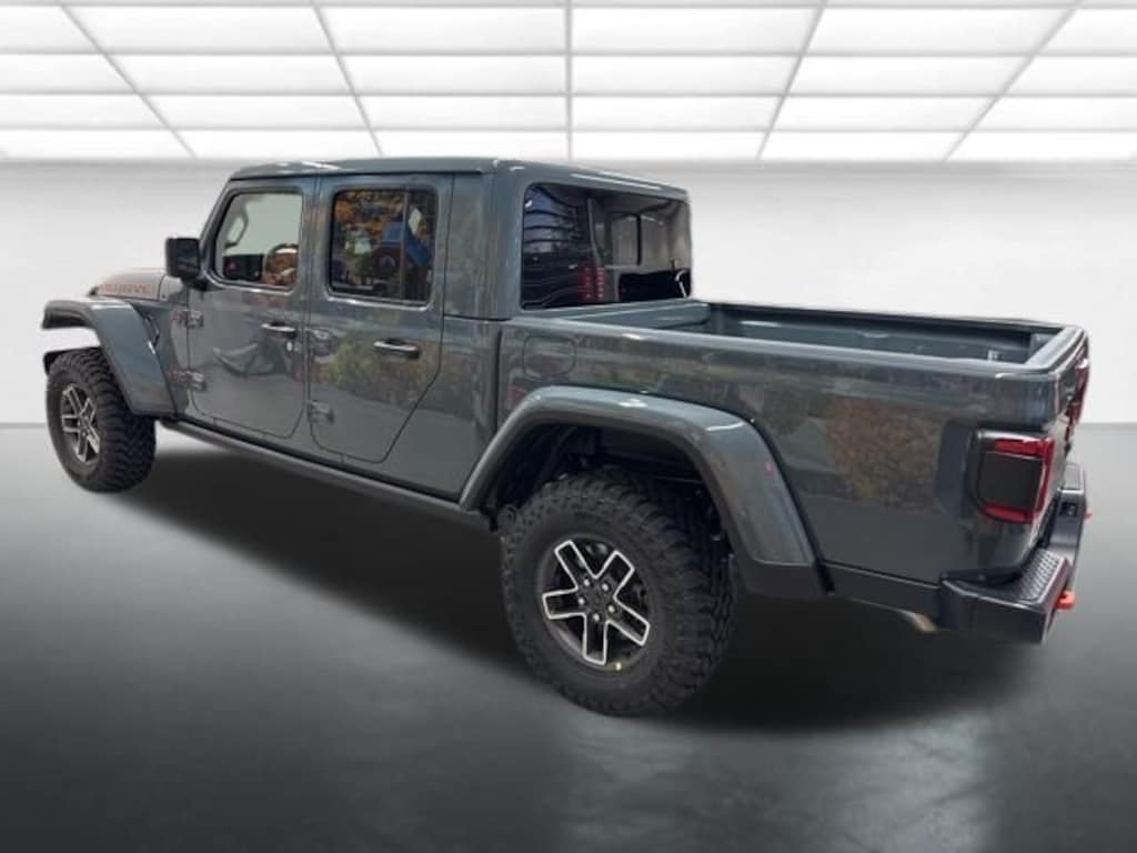New 2026 Jeep Gladiator Mojave Pickup
