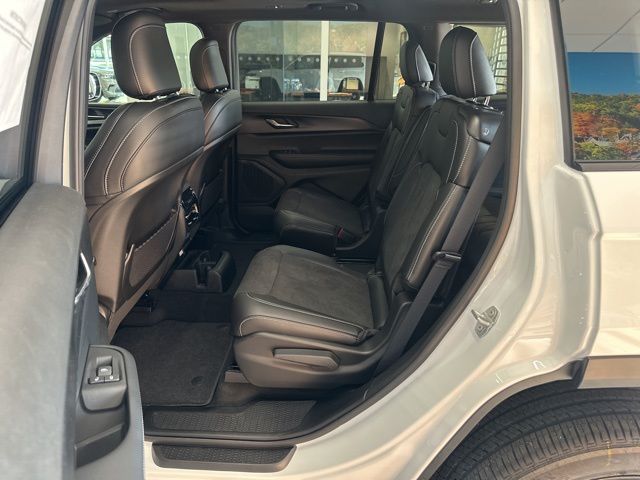 2025 Jeep Grand Cherokee L Altitude - Photo 40