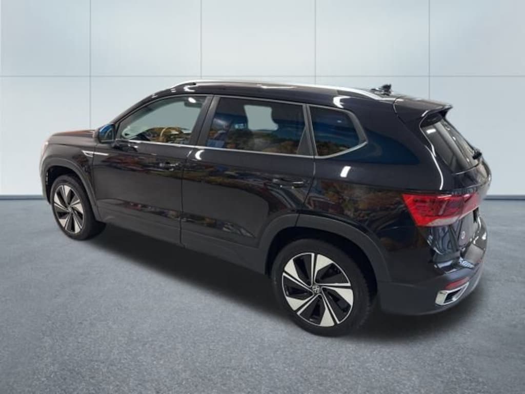 Used 2024 Volkswagen Taos 1.5T SE SUV