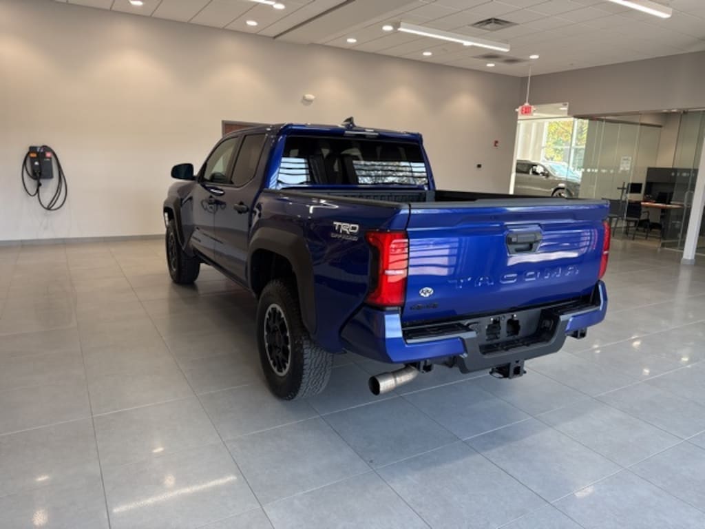 Used 2024 Toyota Tacoma TRD Sport Truck