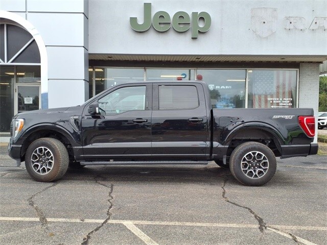 2023 Ford F-150 XLT photo 2