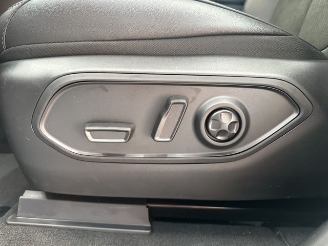 2025 Jeep Grand Cherokee L Altitude - Photo 28