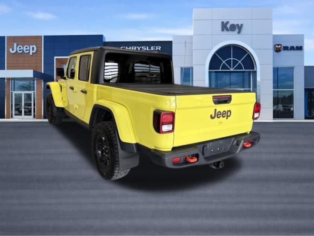 Used 2023 Jeep Gladiator Mojave Truck